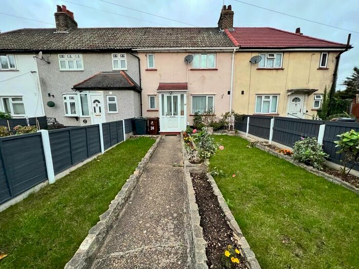 2 Bedroom Property To Rent In Meadow Road, Barking, IG11