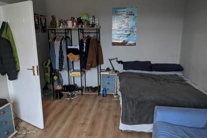 2 Bedroom Flat To Rent In Learmonth Court, Edinburgh, EH4