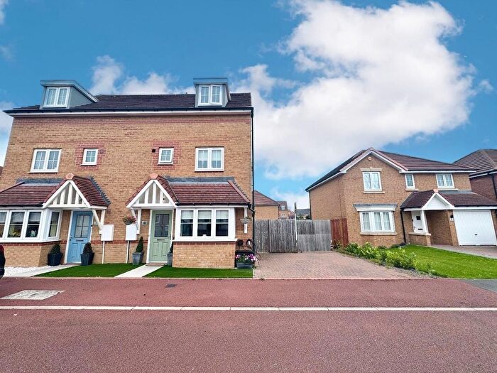 4 Bedroom Semi-detached House For Sale In Brock Close, Stockton-On-Tees, TS21