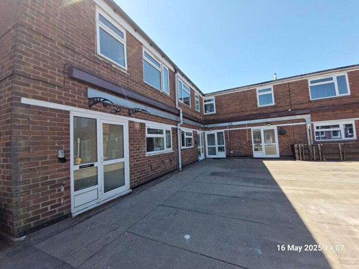 2 Bedroom Flat To Rent In Coventry Road, Sheldon, Birmingham, West Midlands, B26