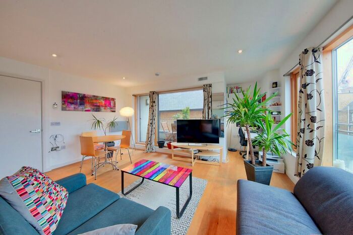1 Bedroom Flat To Rent In , Hardwicks Square, Wandsworth, SW18