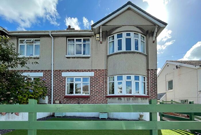 3 Bedroom Semi-Detached House For Sale In Muriau Park, Caernarfon, Gwynedd, LL55