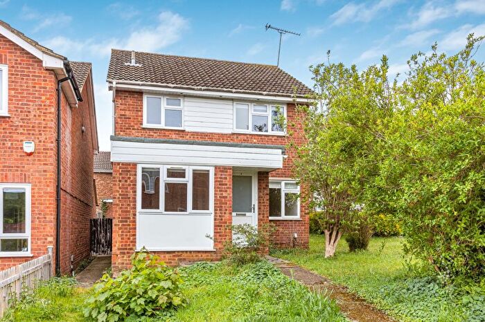 3 Bedroom Detached House To Rent In Linwood Road, Harpenden, AL5