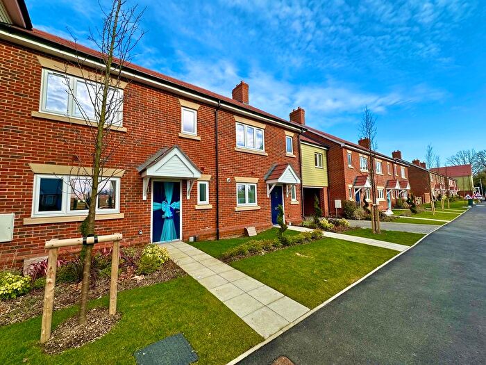 3 Bedroom Terraced House For Sale In Lake Mews, Waters Edge, Surrey, GU16