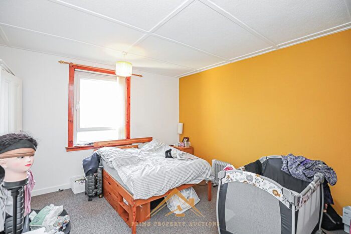 2 Bedroom Flat For Sale In E Pine Street, Greenock, PA15