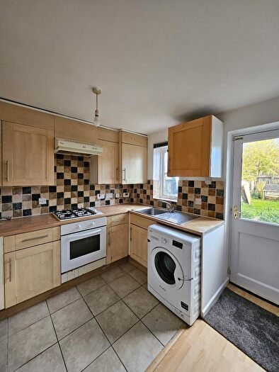 5 Bedroom House To Rent In Fern Walk, Surrey Quays, SE16