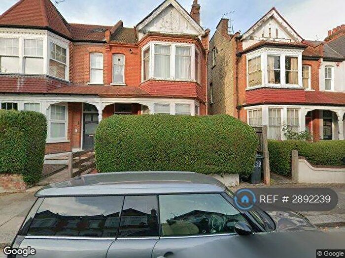 2 Bedroom Maisonette To Rent In Princes Avenue, London, N3