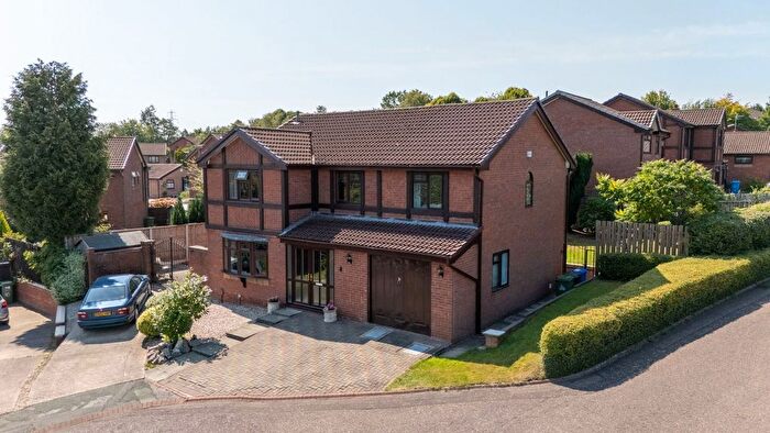 5 Bedroom Detached House For Sale In Ledston Close, Runcorn, WA7