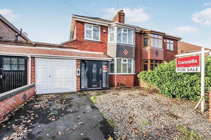3 Bedroom Semi Detached House For Sale In Hatton Crescent, Wednesfield, Wolverhampton, WV10