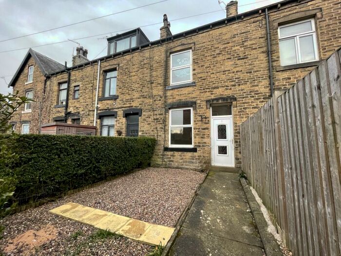 3 Bedroom Property To Rent In Keighley, BD22