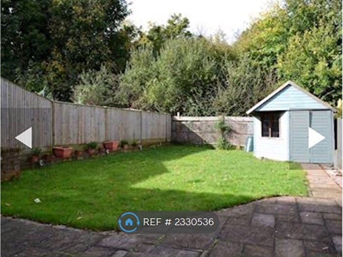 2 Bedroom End Of Terrace House To Rent In Coronation Gardens, Battle, TN33