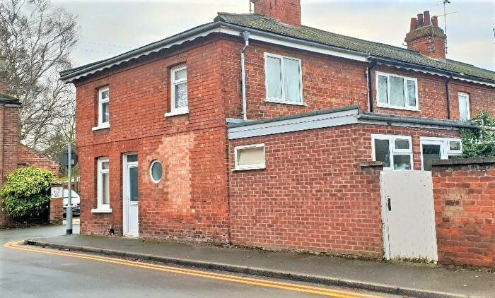 2 Bedroom End Of Terrace House To Rent In Holbeach, PE12