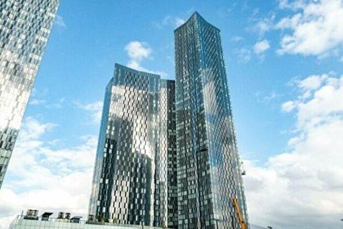 2 Bedroom Flat To Rent In Owen Street, Manchester, M15