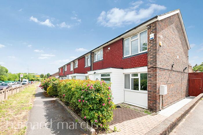 4 Bedroom End Of Terrace House To Rent In Kimpton Road, Sutton, SM3