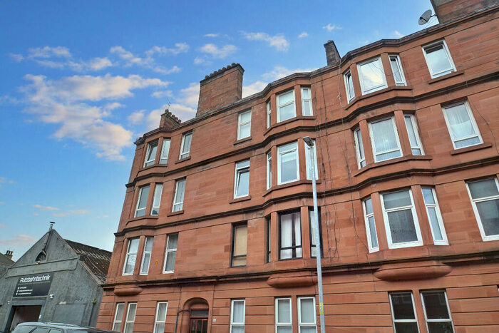 1 Bedroom Flat To Rent In Daisy Street, Govanhill, G42