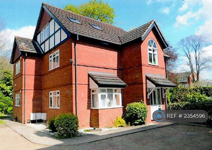 2 Bedroom Flat To Rent In Lamesley House, Maidenhead, SL6