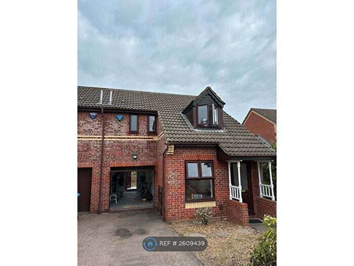 3 Bedroom Semi-Detached House To Rent In Sweetlands Corner, Kents Hill, Milton Keynes, MK7