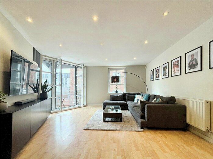 1 Bedroom Apartment For Sale In Sussex Street, Winchester, Hampshire, SO23