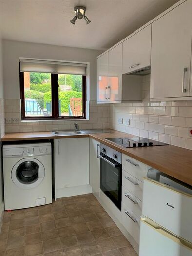 Studio To Rent In Wyatt Close, High Wycombe, HP13