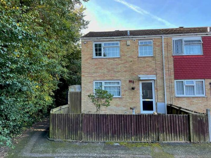 3 Bedroom End Of Terrace House To Rent In Harris Gardens, Sittingbourne, ME10