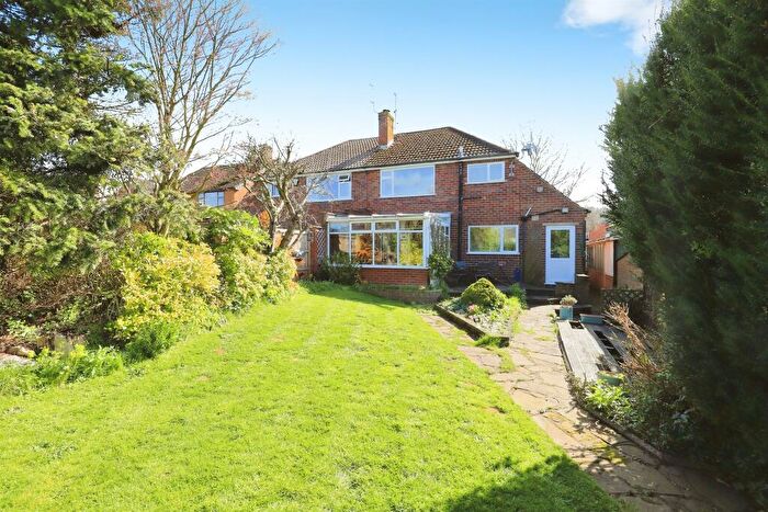 3 Bedroom Semi Detached House For Sale In St. Peters Road, Stourbridge, DY9