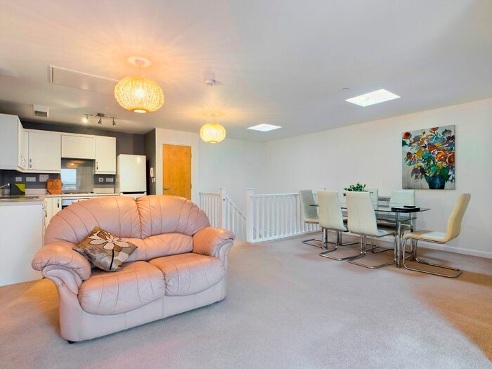 2 Bedroom Flat To Rent In Copper Quarter, Copper Quarter, Swansea, SA1