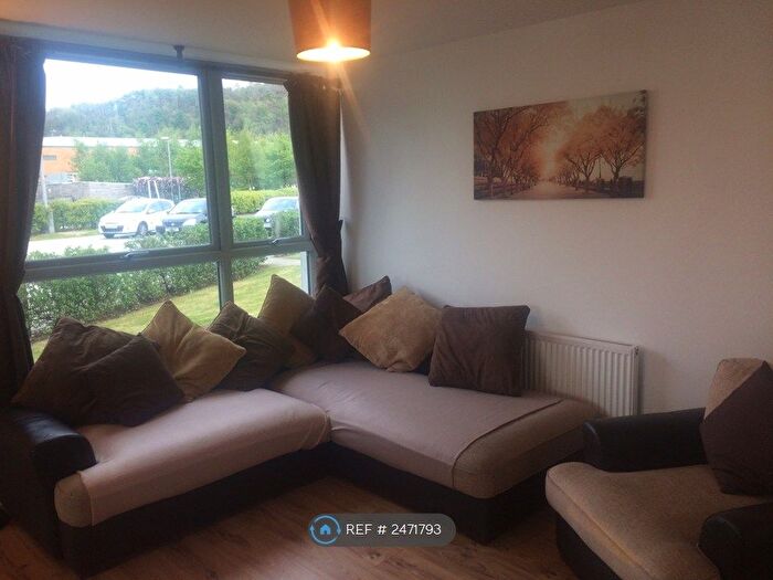 2 Bedroom Flat To Rent In Glendevon Drive, Stirling, FK8