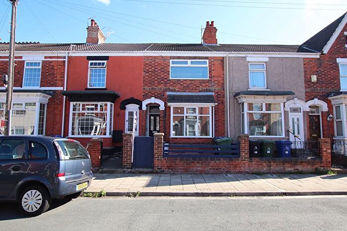 3 Bedroom Terraced House For Sale In Farebrother Street, Grimsby, DN32