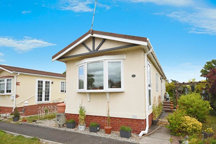 2 Bedroom Park Home For Sale In Bakers Lane, West Hanningfield, Chelmsford, CM2