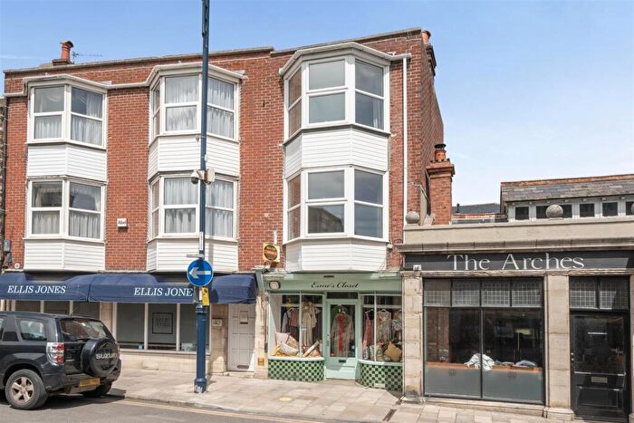 1 Bedroom Apartment For Sale In High Street, Swanage, BH19