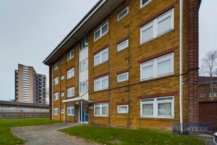 1 Bedroom Flat To Rent In Old Redbridge Road, Southampton, SO15