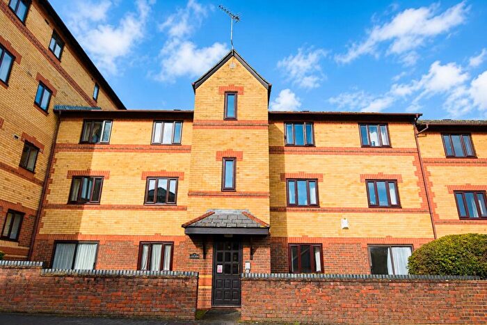2 Bedroom Apartment To Rent In Caslon Court, Somerset Street, Redcliffe, Bristol, BS1