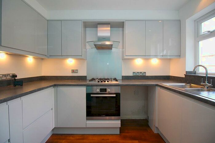 2 Bedroom End Of Terrace House To Rent In Caernarvon Close, Mountsorrel, LE12