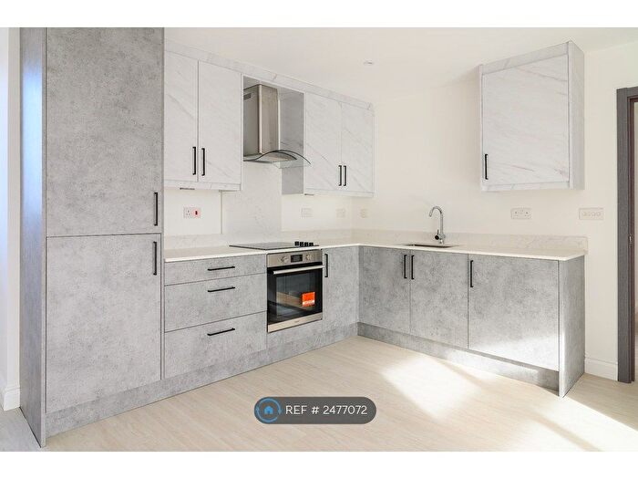 1 Bedroom Flat To Rent In Staines Road, Hounslow, TW4