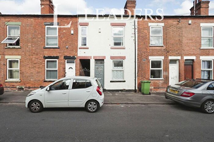 4 Bedroom Terraced House To Rent In Westwood Road, NG2