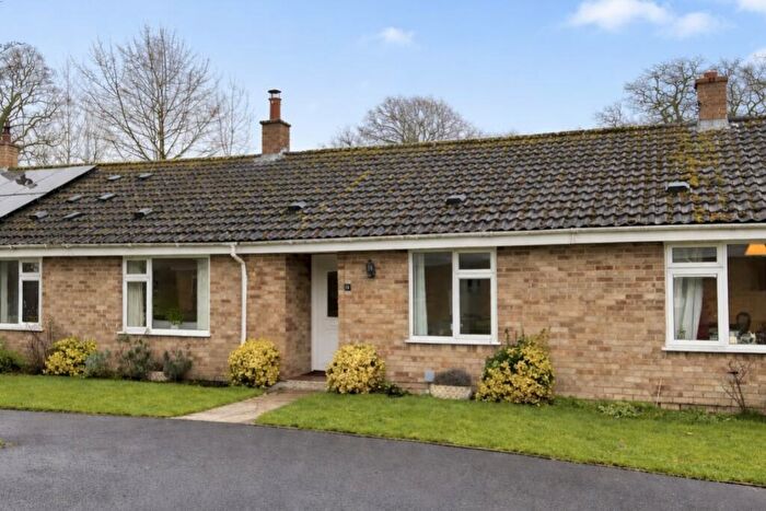 2 Bedroom Bungalow For Sale In Kingston Lisle, Wantage, OX12