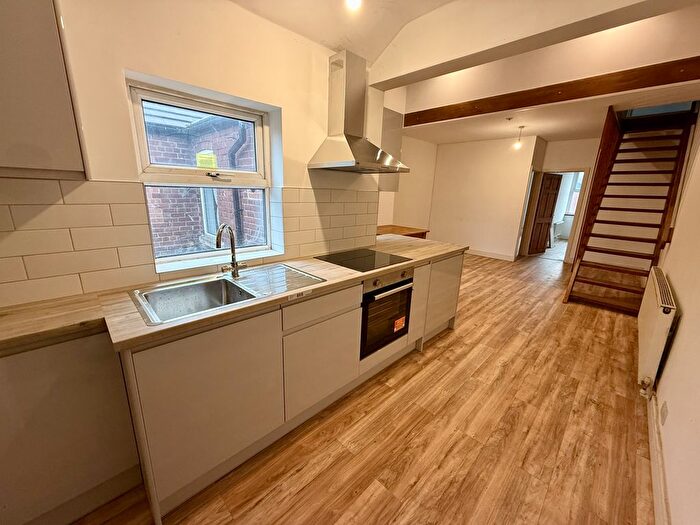 3 Bedroom Flat To Rent In Great North Road, Woodlands, Doncaster, DN6