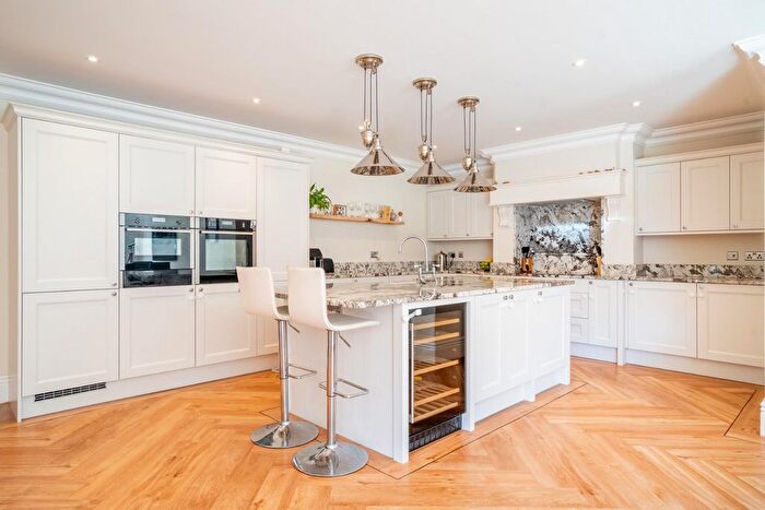 6 Bedroom Detached House For Sale In Back Lane, Bilbrough, York, YO23