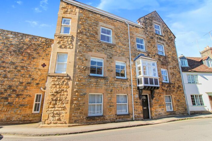 3 Bedroom Flat To Rent In Bainton House, South Street, Sherborne, Dorset, DT9