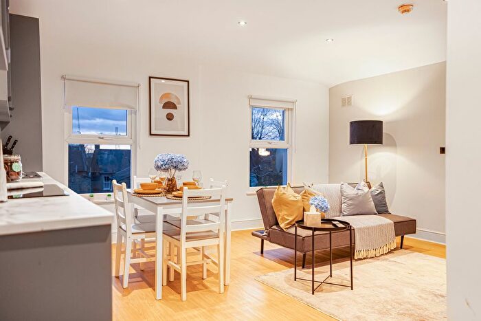 1 Bedroom Flat To Rent In Acton Ln, London, NW10