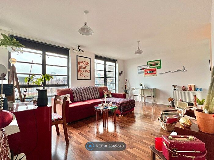 1 Bedroom Flat To Rent In De Beauvoir Crescent, London, N1