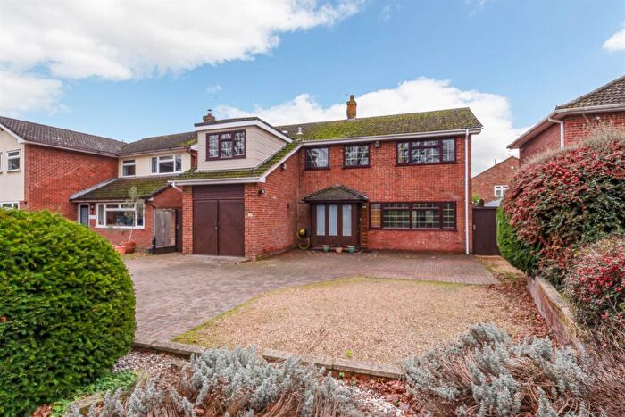 4 Bedroom Detached House For Sale In Scraley Road, Heybridge, Maldon, CM9