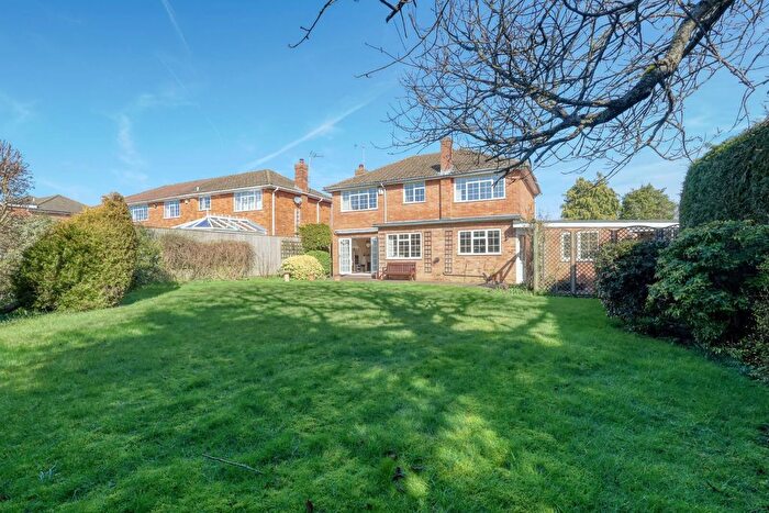 4 Bedroom Detached House For Sale In Monkton Way, Speen, Princes Risborough, Buckinghamshire, HP27