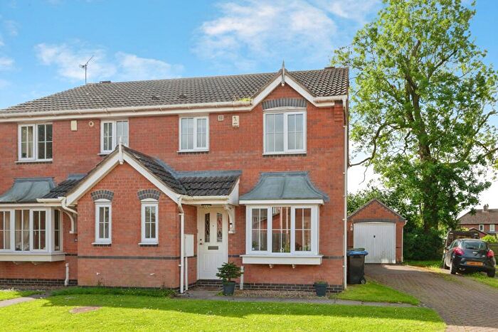 3 Bedroom Semi-Detached House For Sale In Gale Close, Lutterworth, Leicestershire, LE17