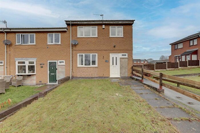 3 Bedroom End Terrace House For Sale In Swildon Walk, Nottingham, NG5