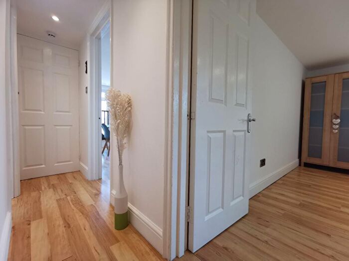 2 Bedroom Apartment To Rent In Wembley Hill Road Wembley, HA9