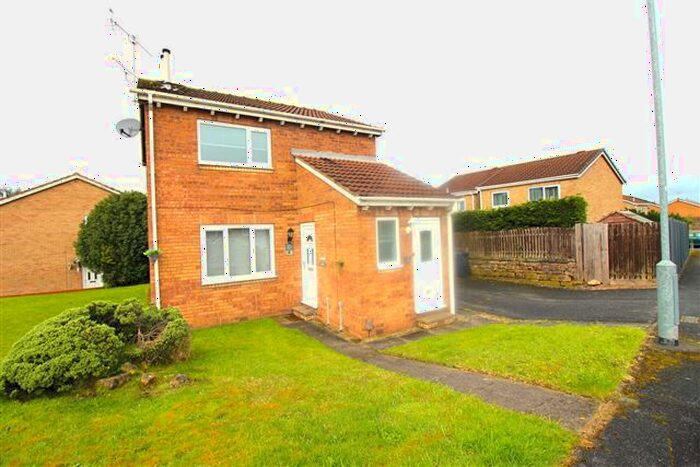 2 Bedroom Flat To Rent In Ricknald Close, Aughton, Sheffield, S26