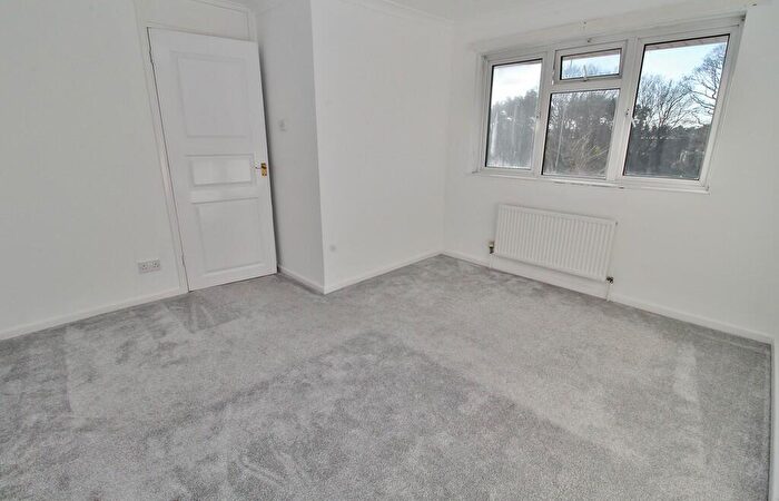 2 Bedroom Semi-Detached House For Sale In Exton Road, West Leigh, PO9