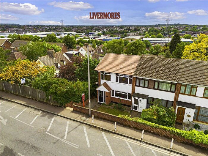 3 Bedroom End Terrace House For Sale In Iron Mill Lane, Crayford, DA1