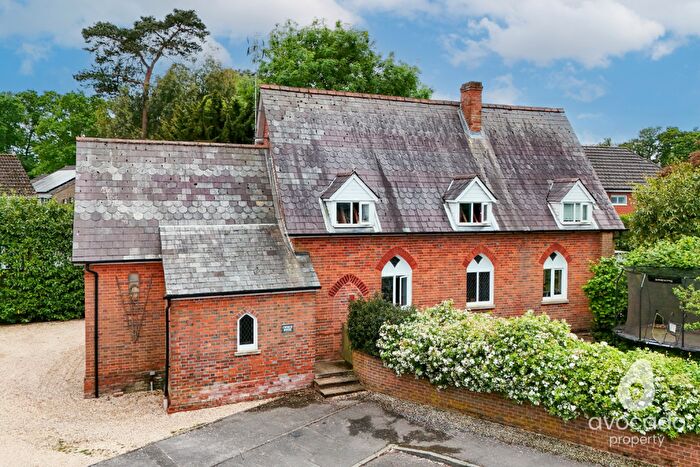 4 Bedroom Detached House For Sale In Heath End Farm, Baughurst, RG26